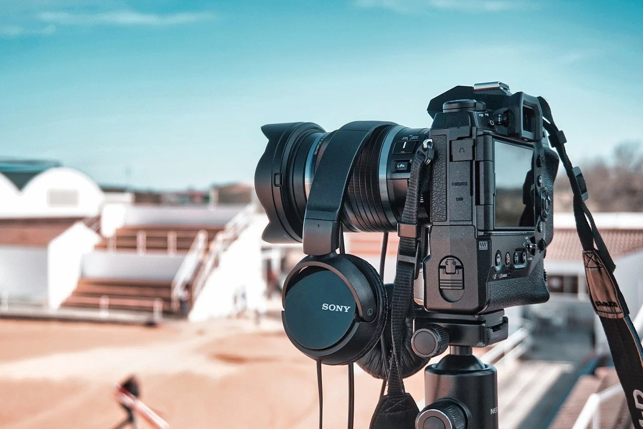 camera, video, cinema-7903435.jpg